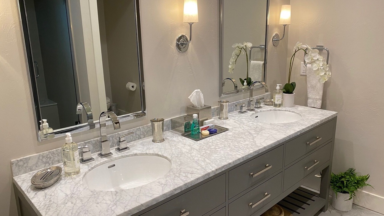 Photo of Bathroom in Hoback Junction