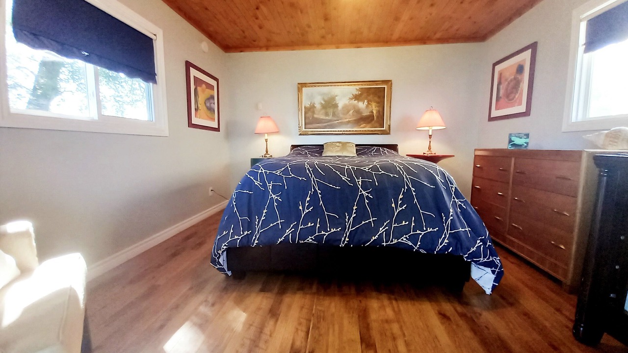 Photo of Others in Howe Island