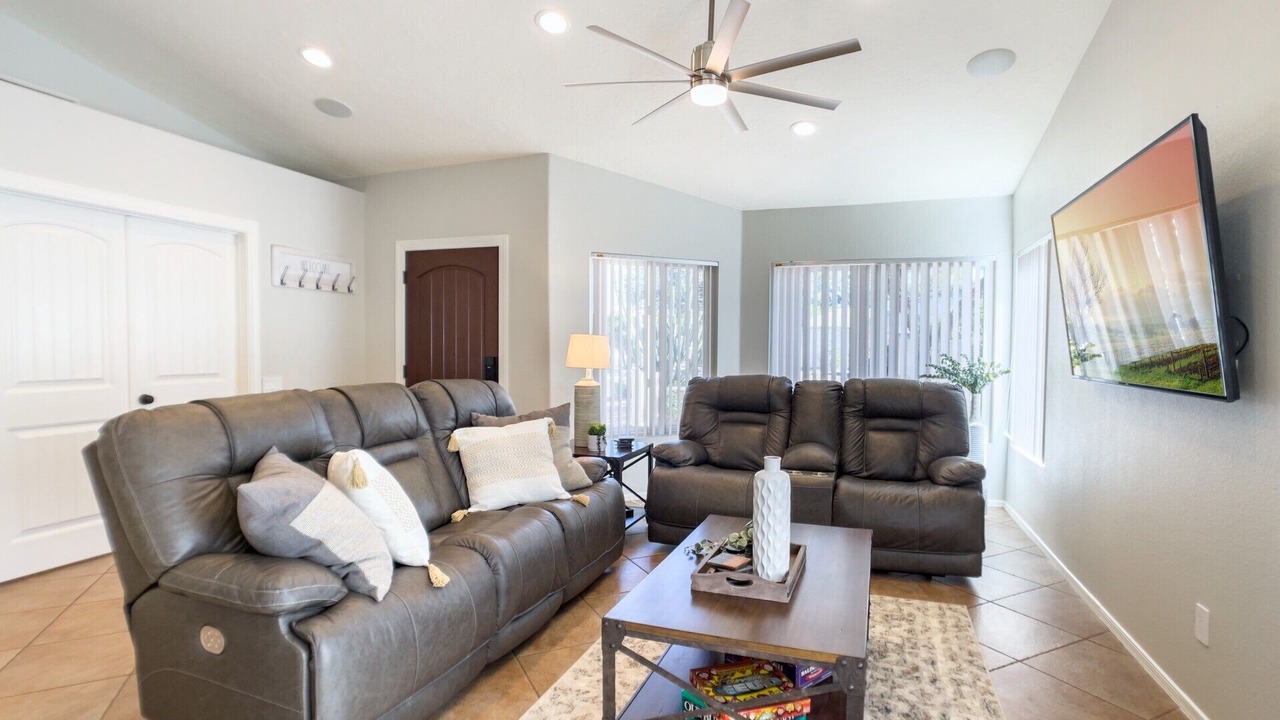 Photo of Livingroom in Chandler