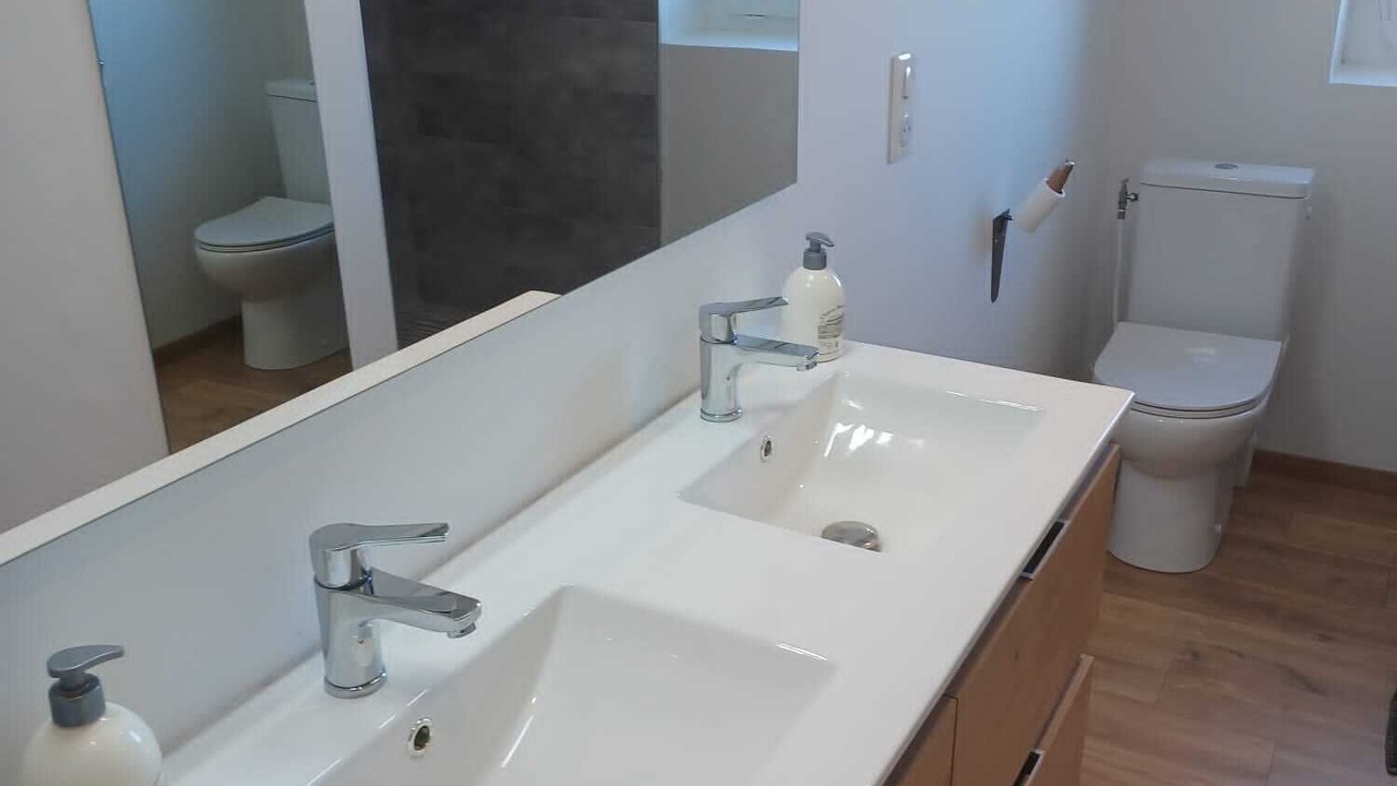 Photo of Bathroom in Cuzance