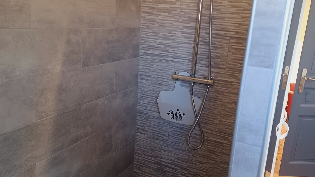 Photo of Bathroom in Cuzance