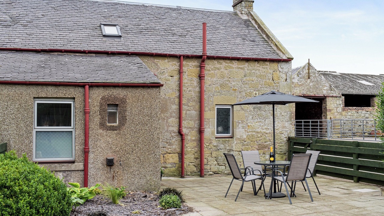 Photo of Others in Duns