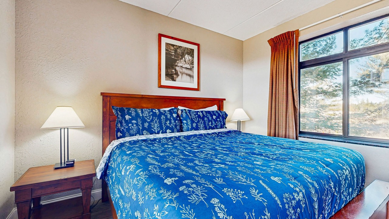 Photo of Bedroom in Wisconsin Dells