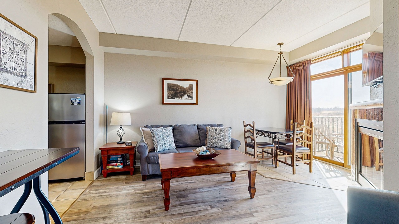 Photo of Livingroom in Wisconsin Dells