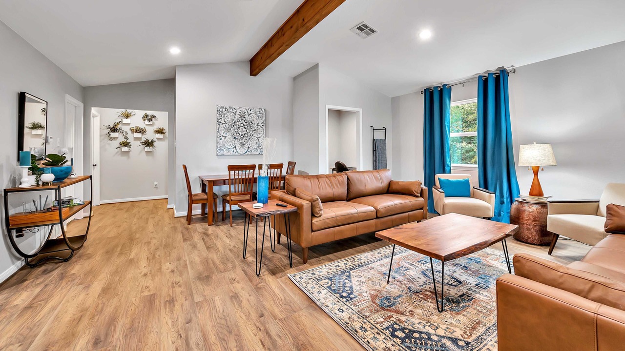 Photo of Livingroom in Waco