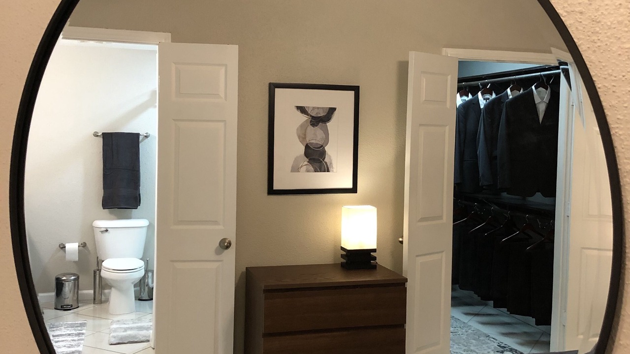 Photo of Bedroom in Astrodome