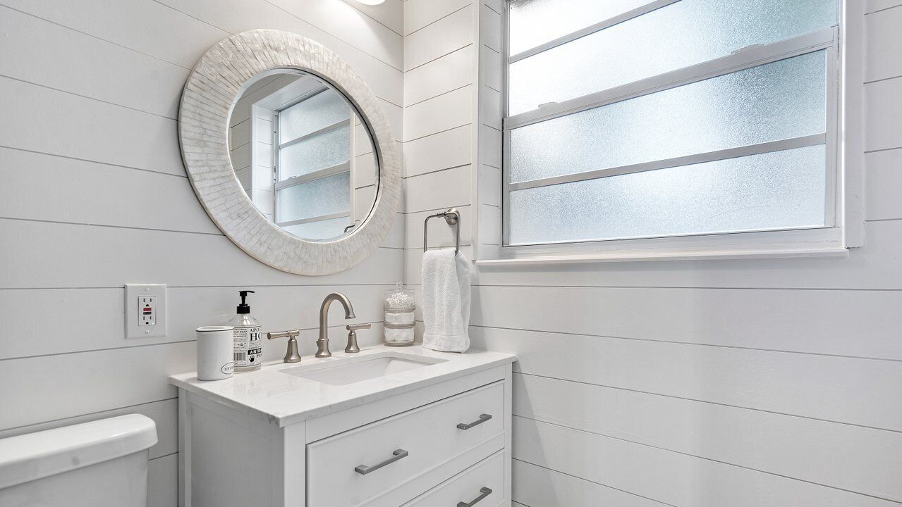 Photo of Bathroom in Lake Ida Shores