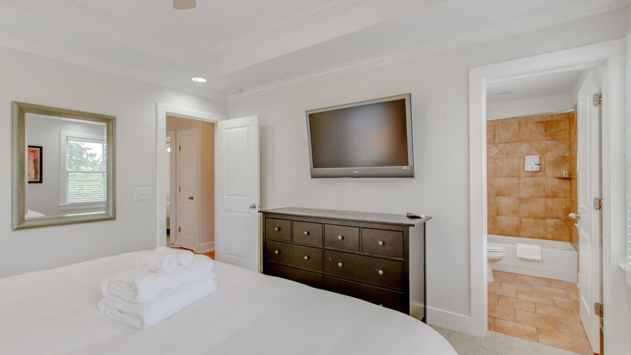 Photo of Bedroom in Hope Gardens