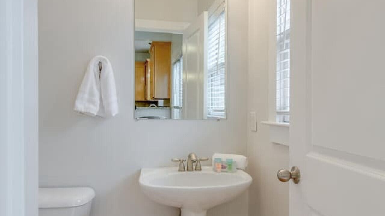 Photo of Bathroom in Hope Gardens