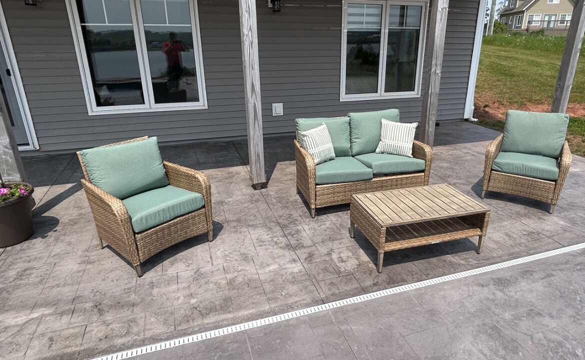 Photo of Patio Balcony in French River
