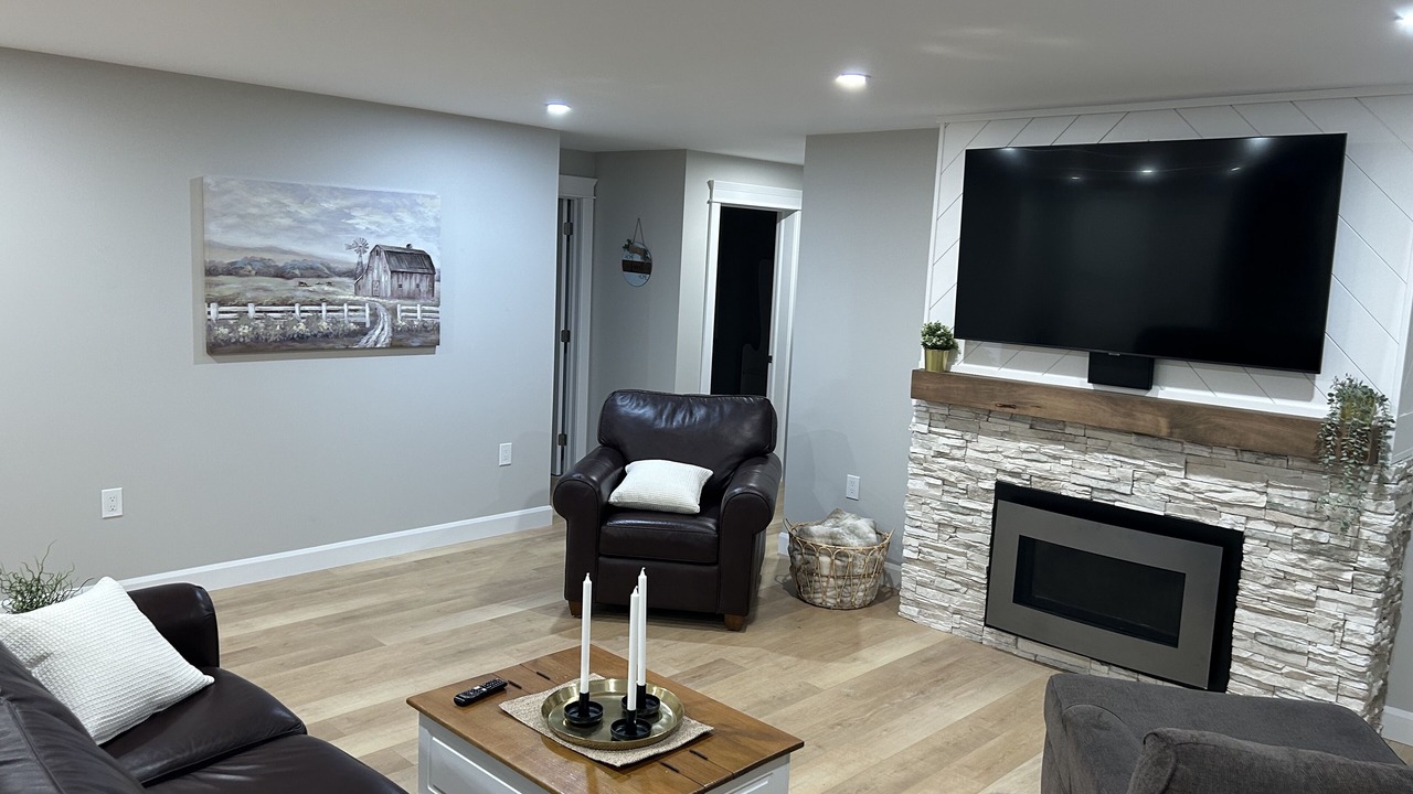 Photo of Livingroom in French River