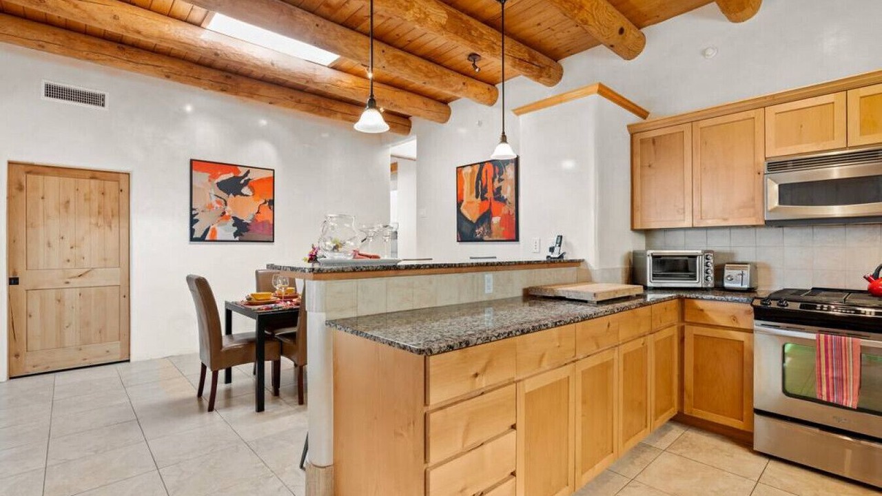 Photo of Kitchen in Tesuque