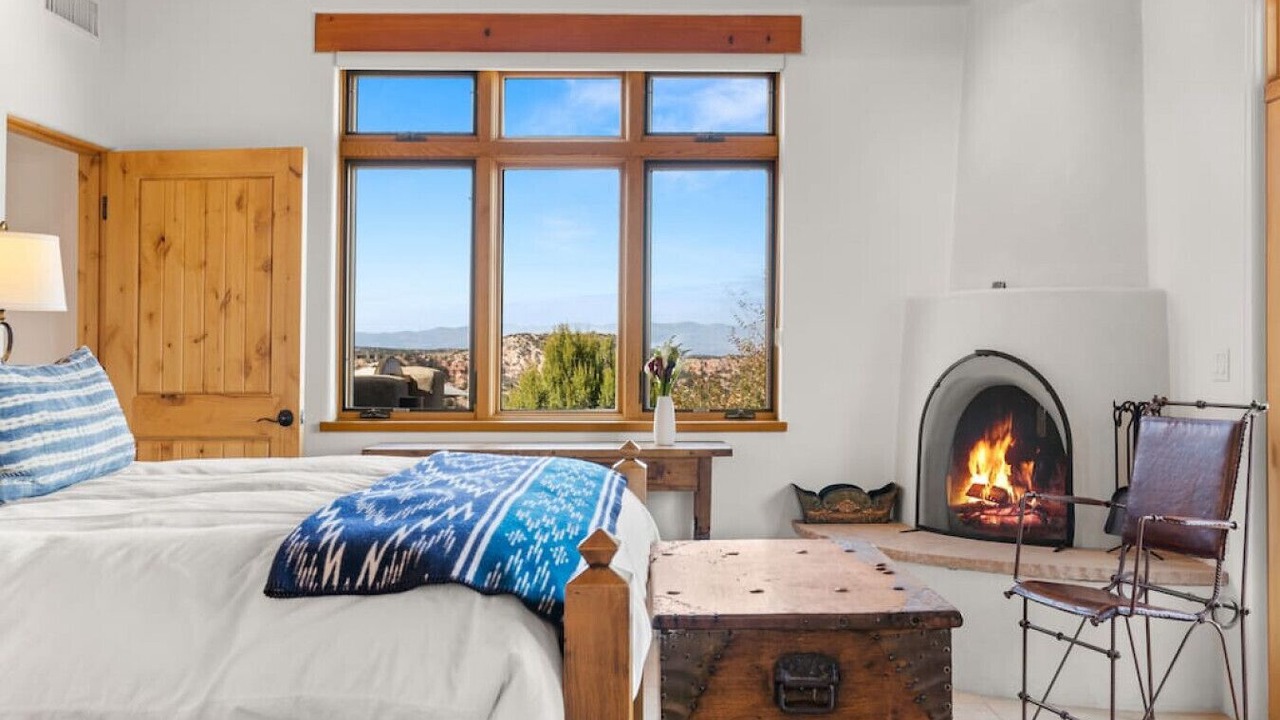 Photo of Bedroom in Tesuque