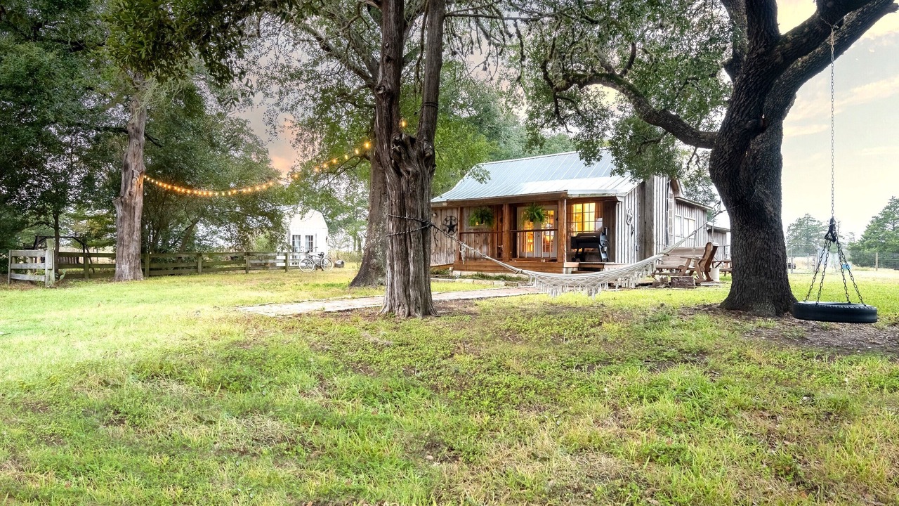 Photo of Outdoor in Bryan