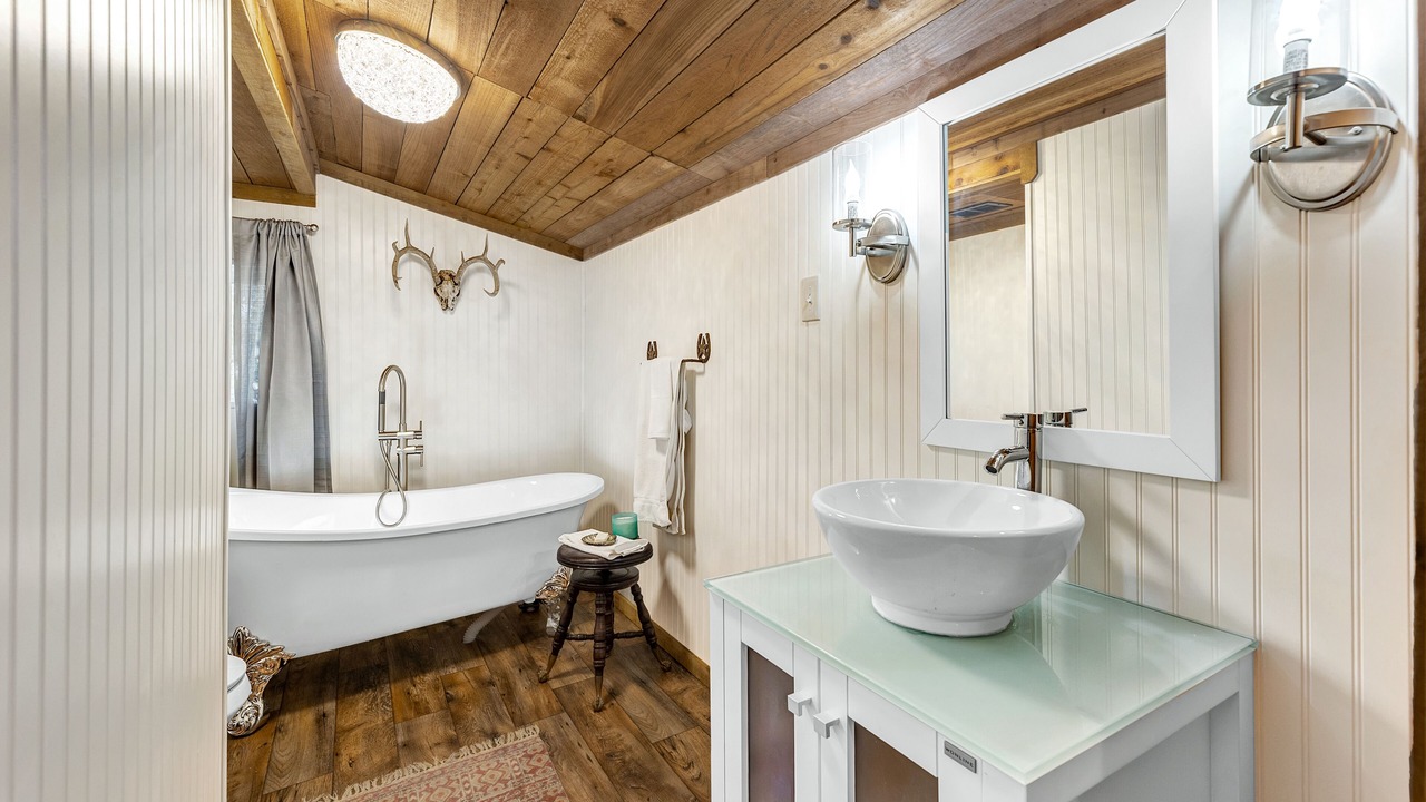 Photo of Bathroom in Bryan