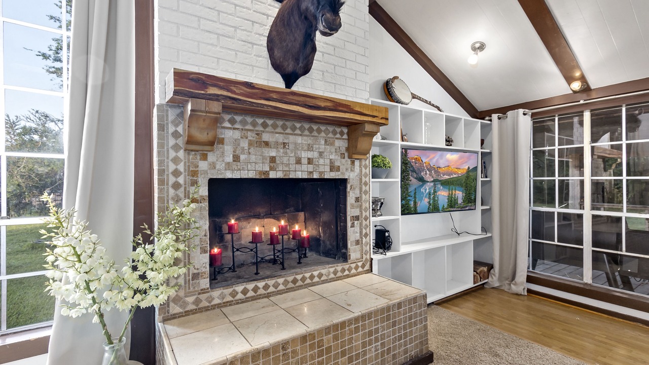 Photo of Livingroom in Bryan