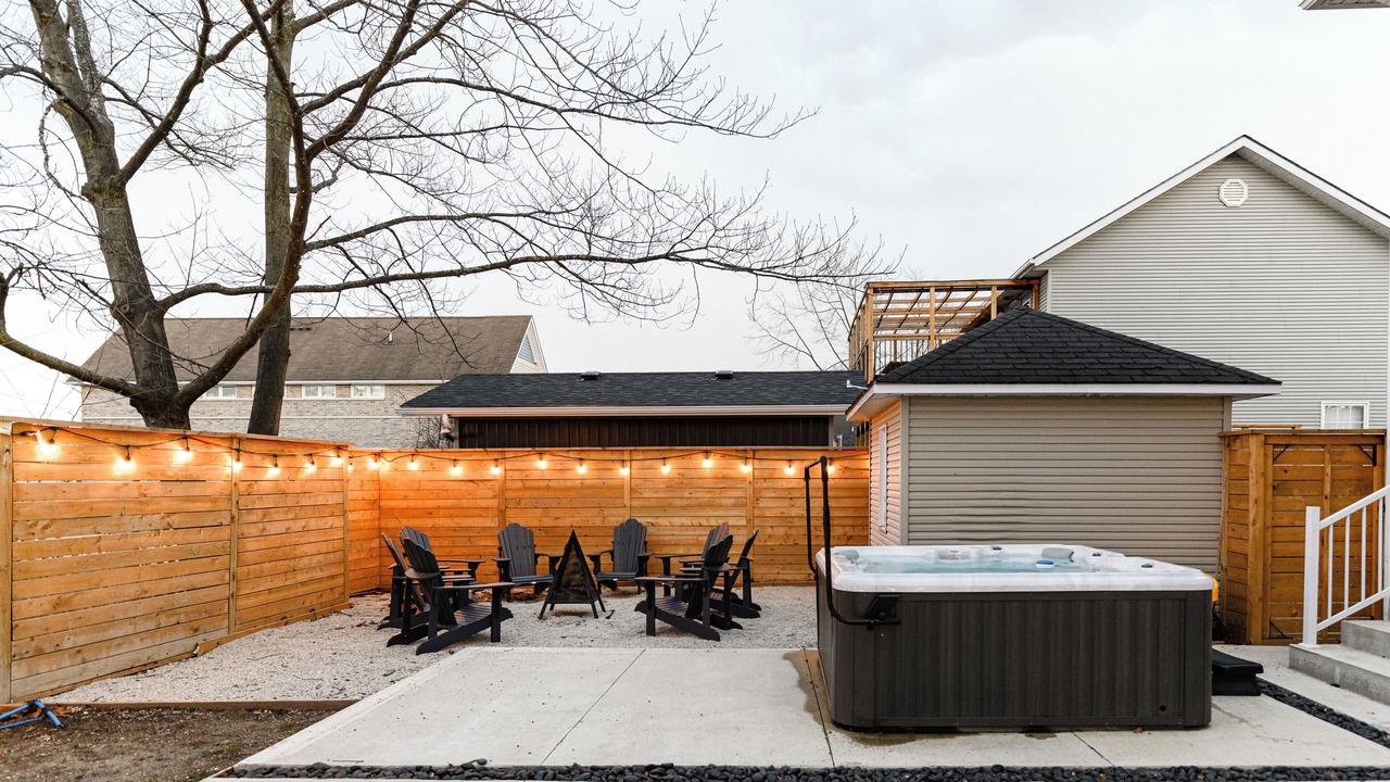Photo of Patio Balcony in Wasaga Beach