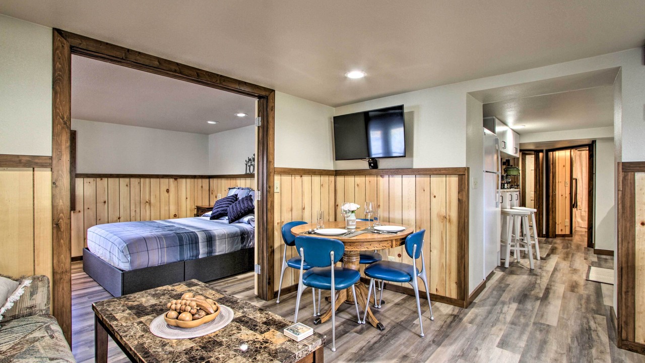 Photo of Bedroom in New Auburn