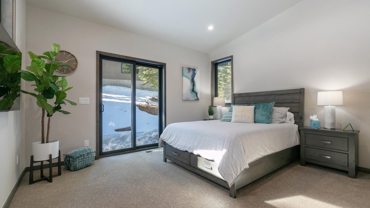Photo of Bedroom in Ponderosa Palisades