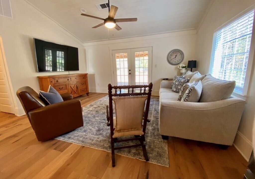 Photo of Livingroom in McDonough