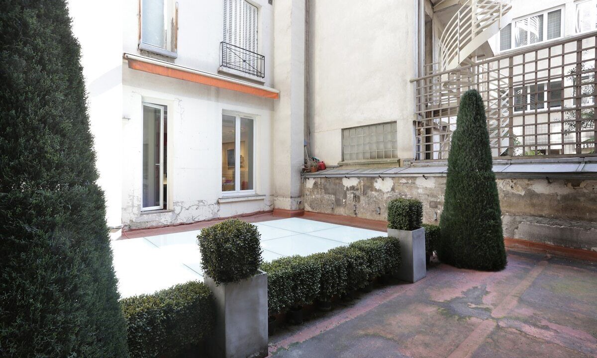 Photo of Outdoor in 8th Arrondissement