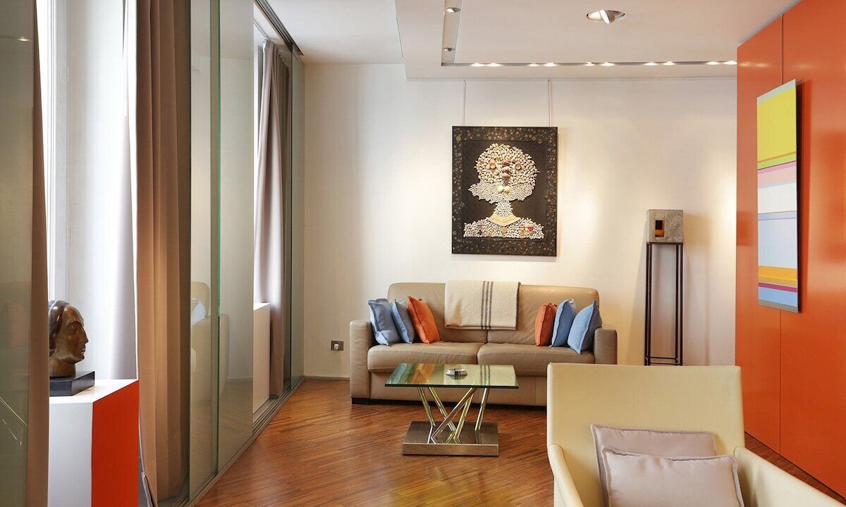 Photo of Livingroom in 8th Arrondissement