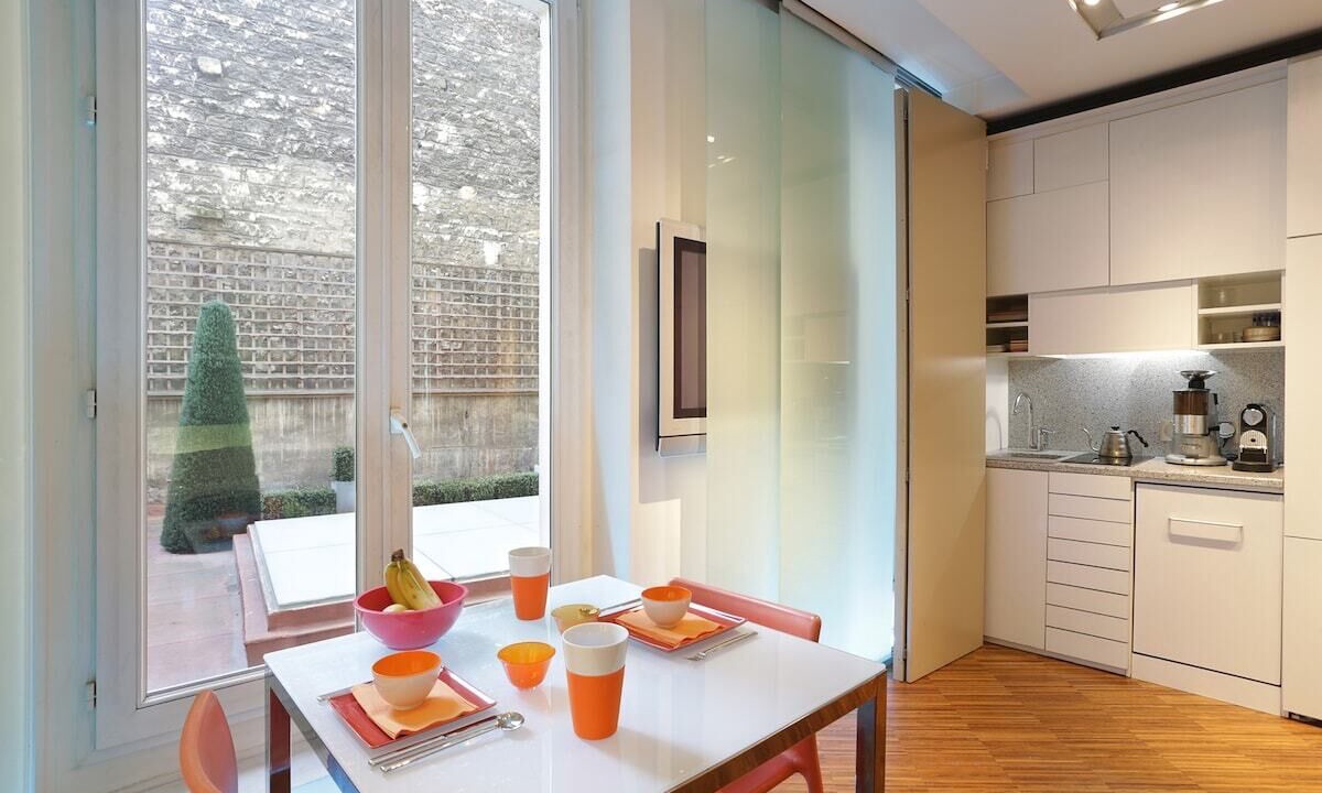 Photo of Kitchen in 8th Arrondissement