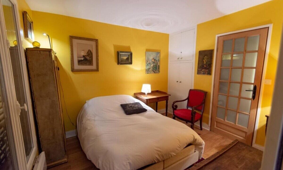 Photo of Bedroom in Quartier du Faubourg-Montmartre