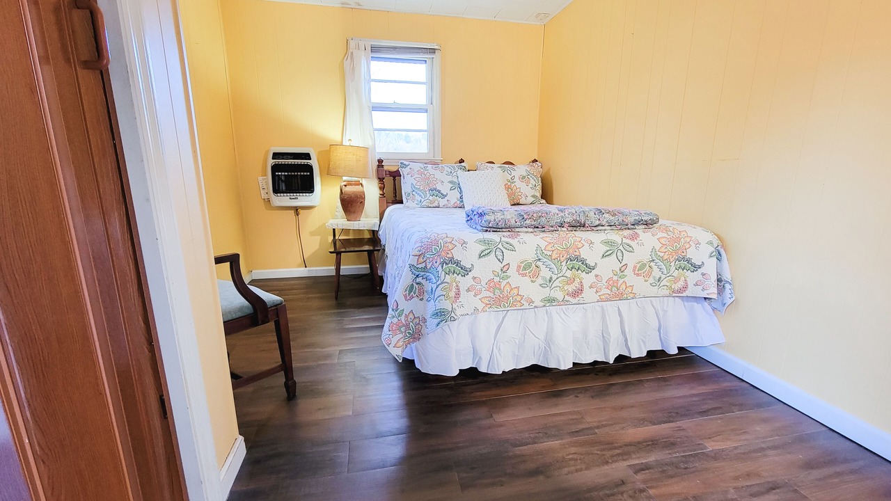 Photo of Bedroom in Crumpler