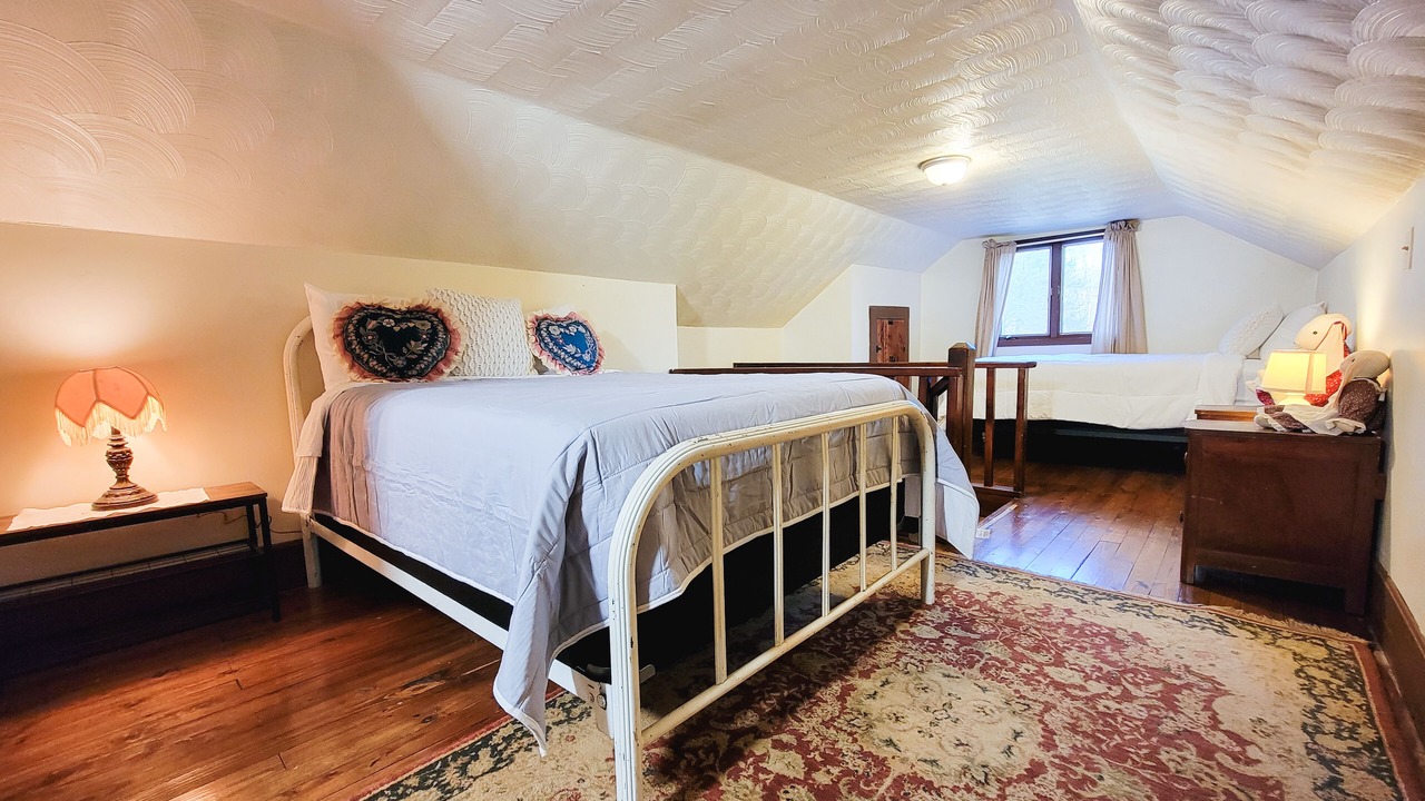 Photo of Bedroom in Crumpler
