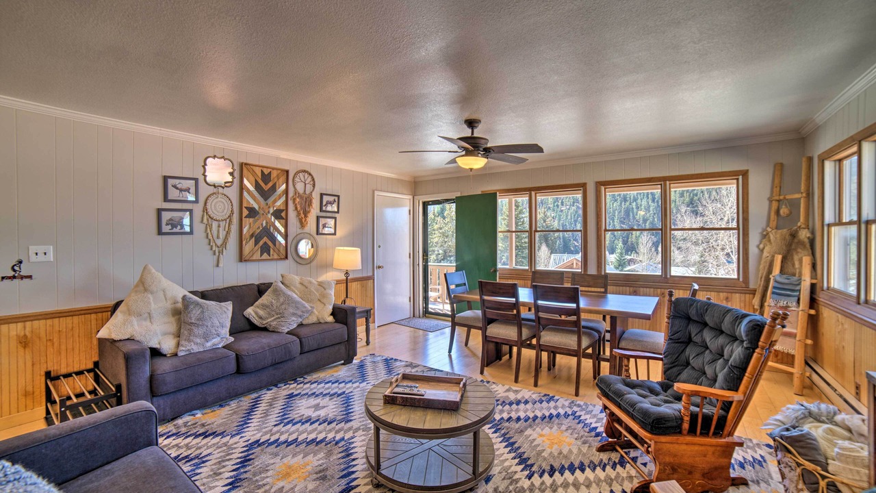 Photo of Bedroom in Red River