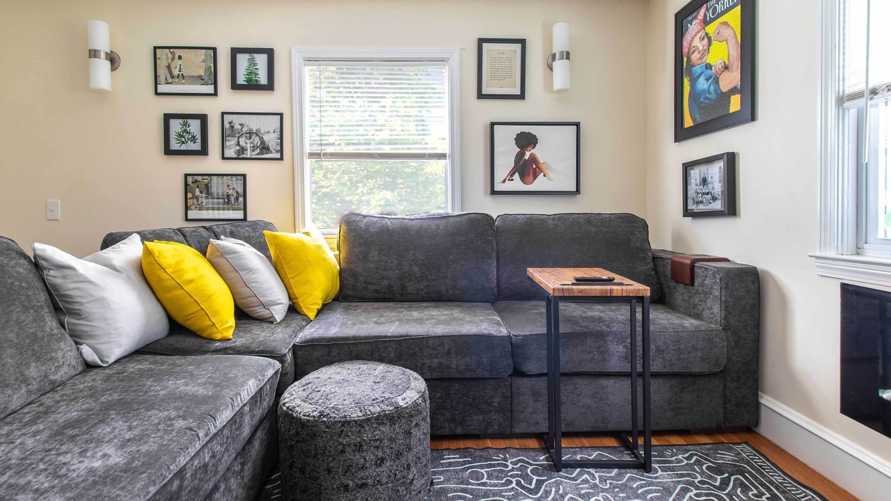 Photo of Livingroom in Cranston