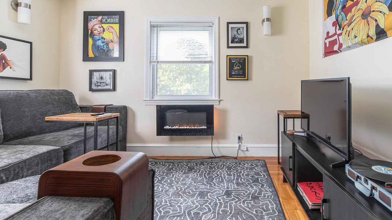 Photo of Livingroom in Cranston
