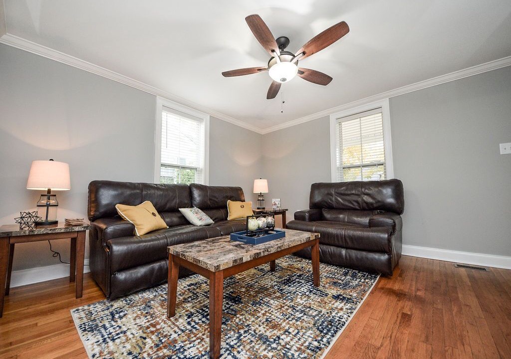 Photo of Livingroom in Cleveland