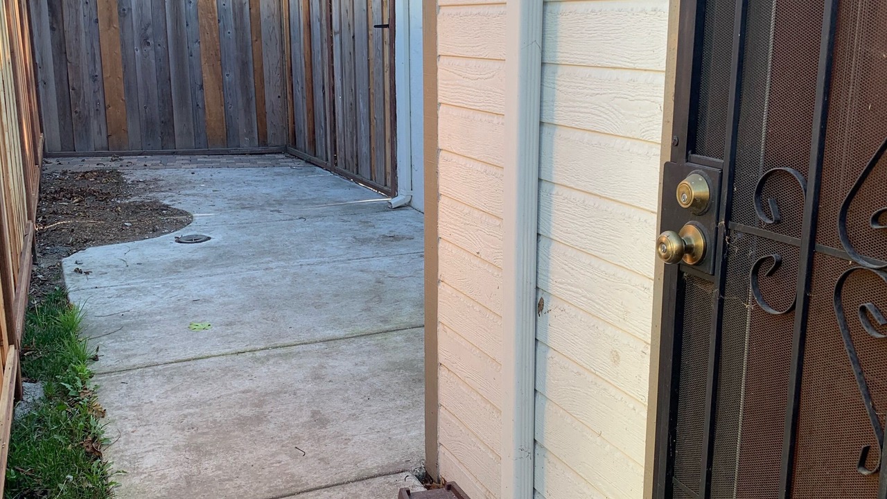 Photo of Outdoor in North and East