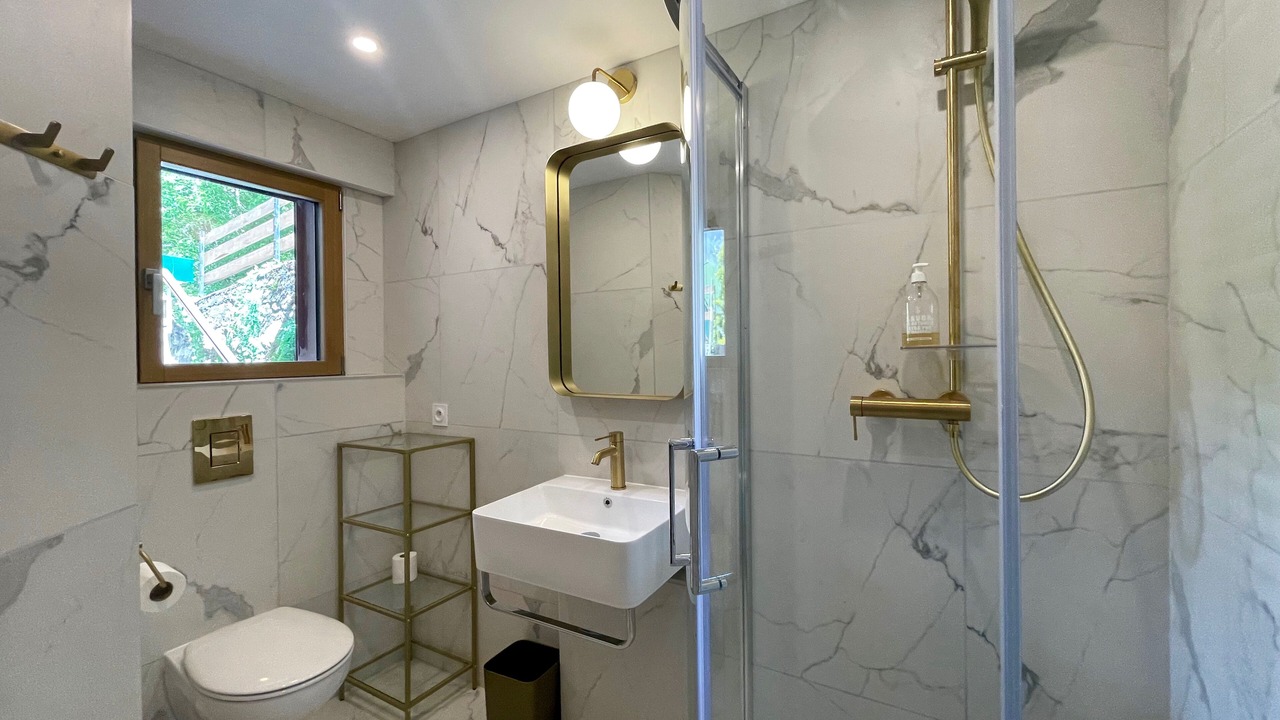 Photo of Bathroom in Cauterets