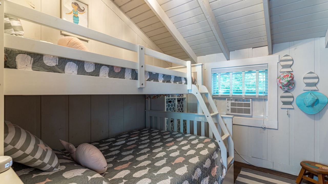 Photo of Others in Hebron