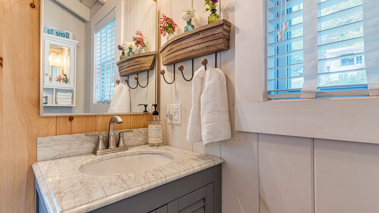 Photo of Bathroom in Hebron