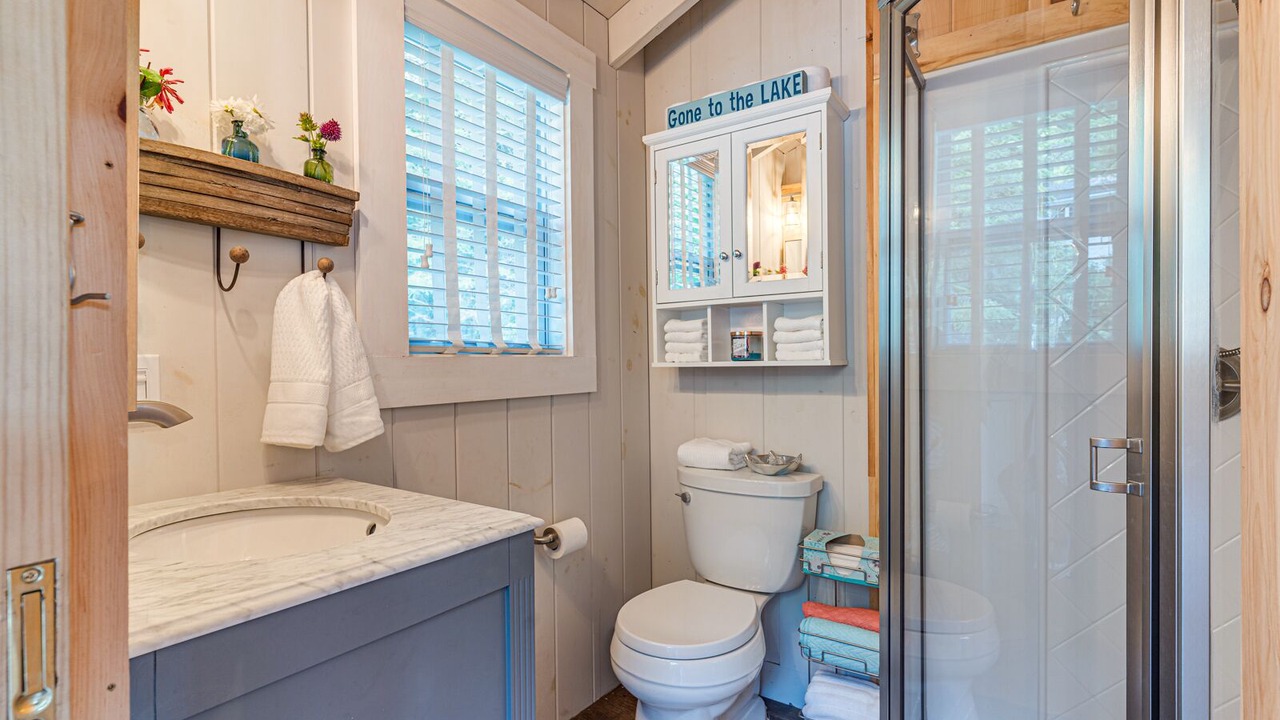 Photo of Bathroom in Hebron