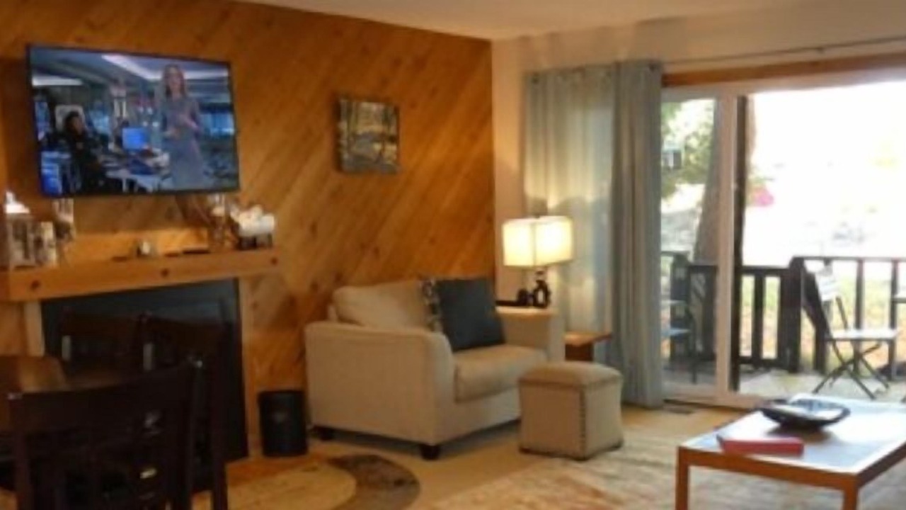 Photo of Livingroom in Bellaire