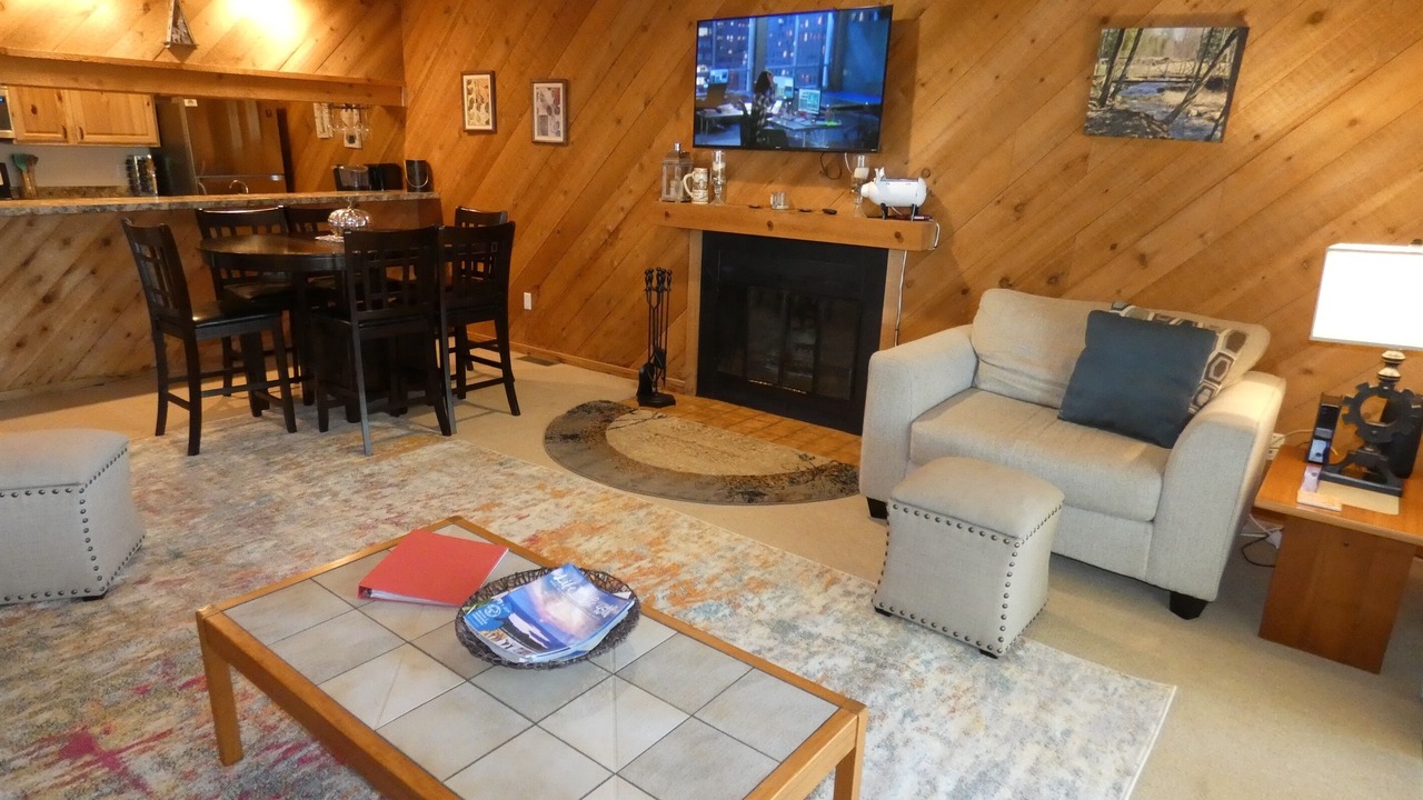 Photo of Livingroom in Bellaire