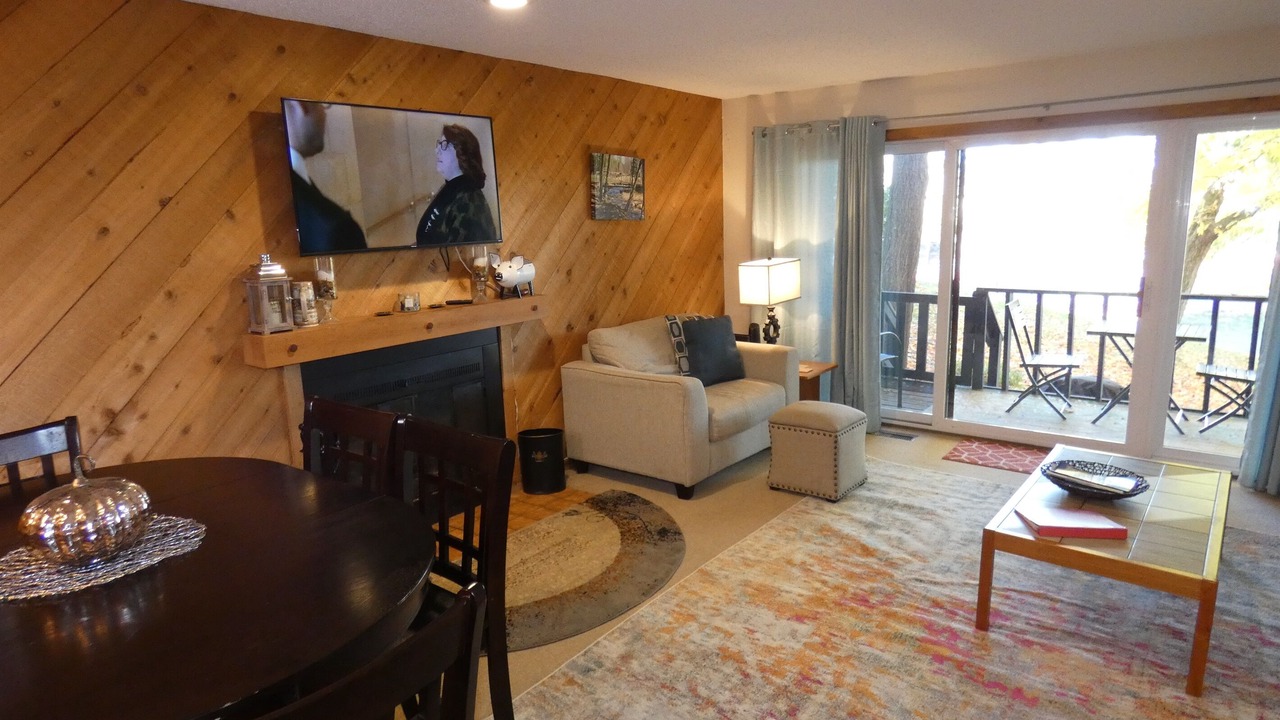 Photo of Livingroom in Bellaire