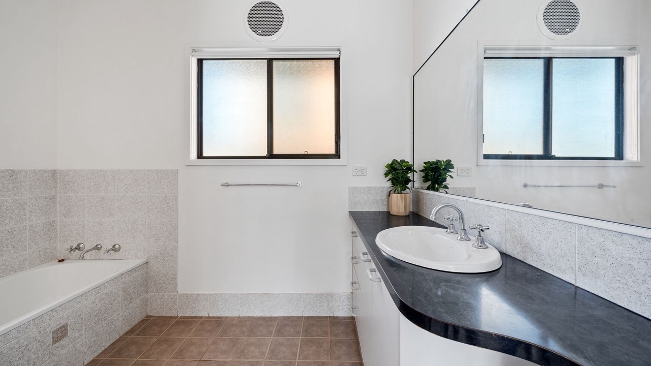 Photo of Bathroom in Manyana