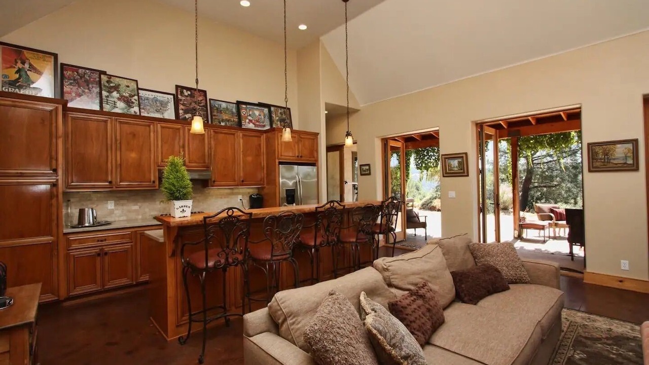 Photo of Livingroom in Shenandoah Valley