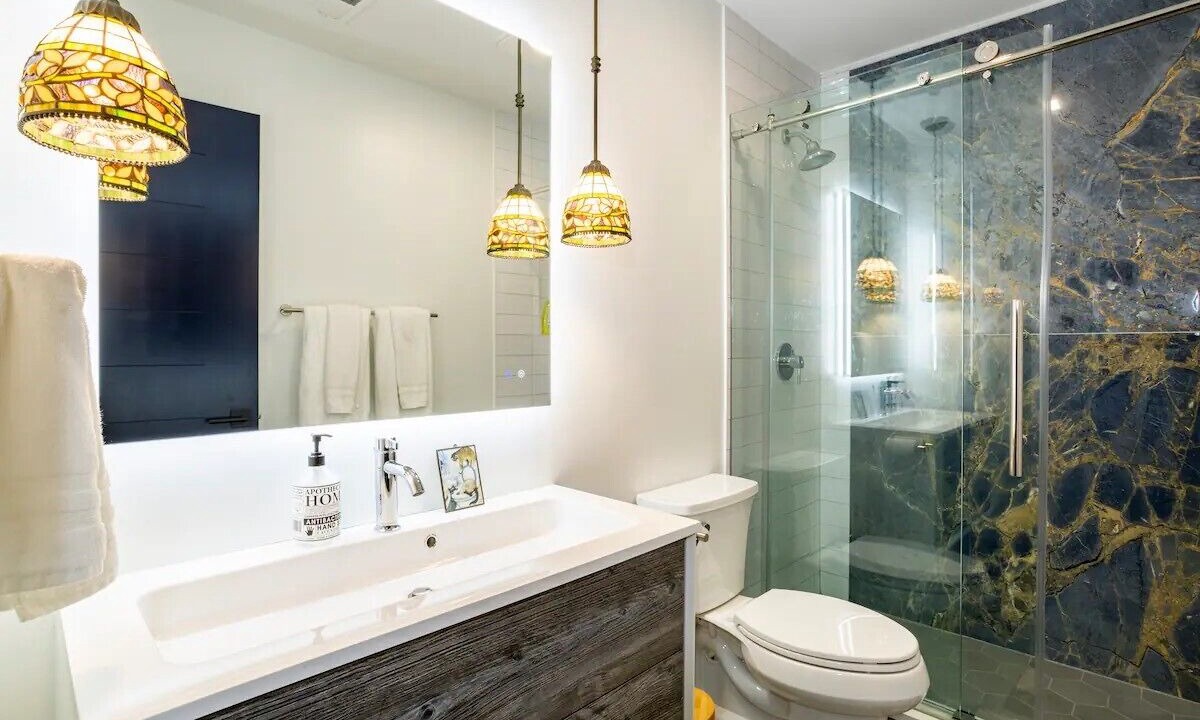 Photo of Bathroom in Wicker Park
