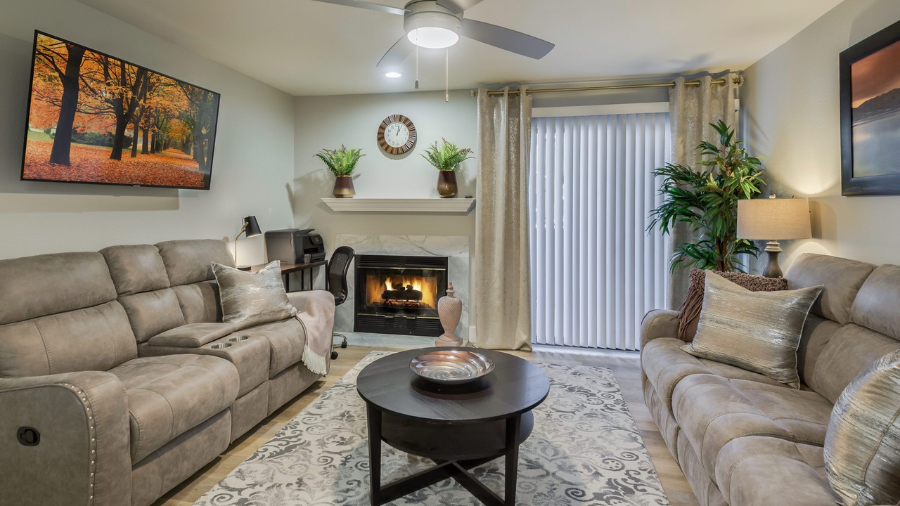 Photo of Livingroom in Roseville