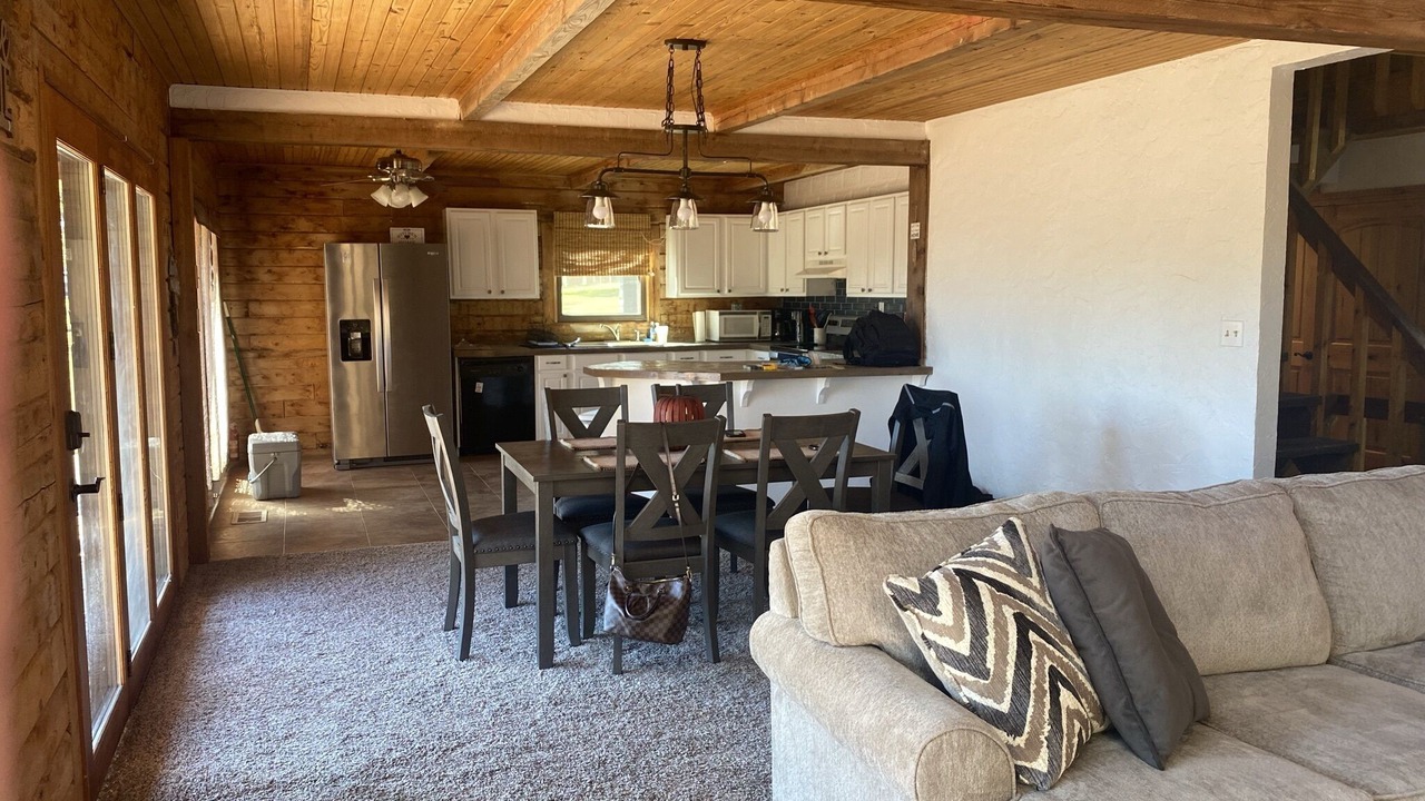 Photo of Livingroom in Kingston