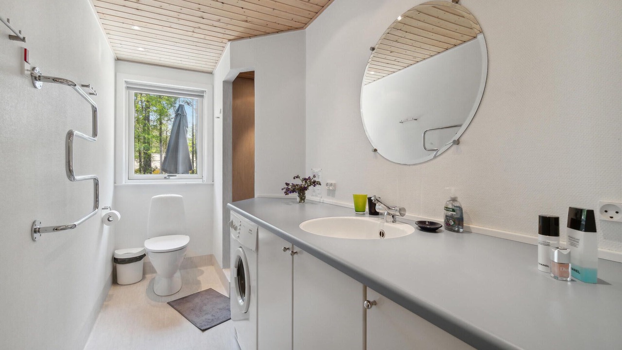 Photo of Bathroom in Pedersker