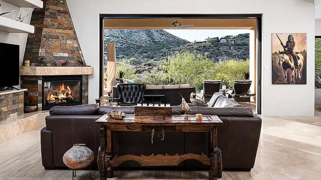 Photo of Livingroom in Desert Mountain