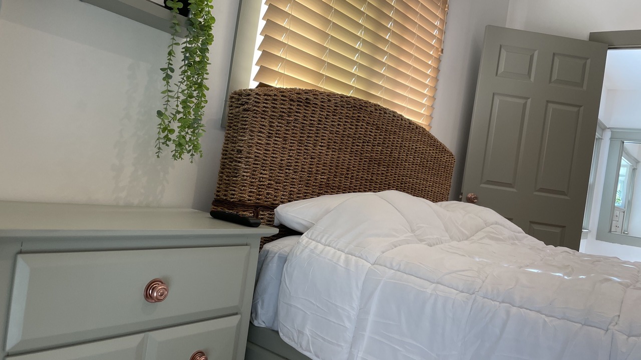 Photo of Bedroom in Little Armenia